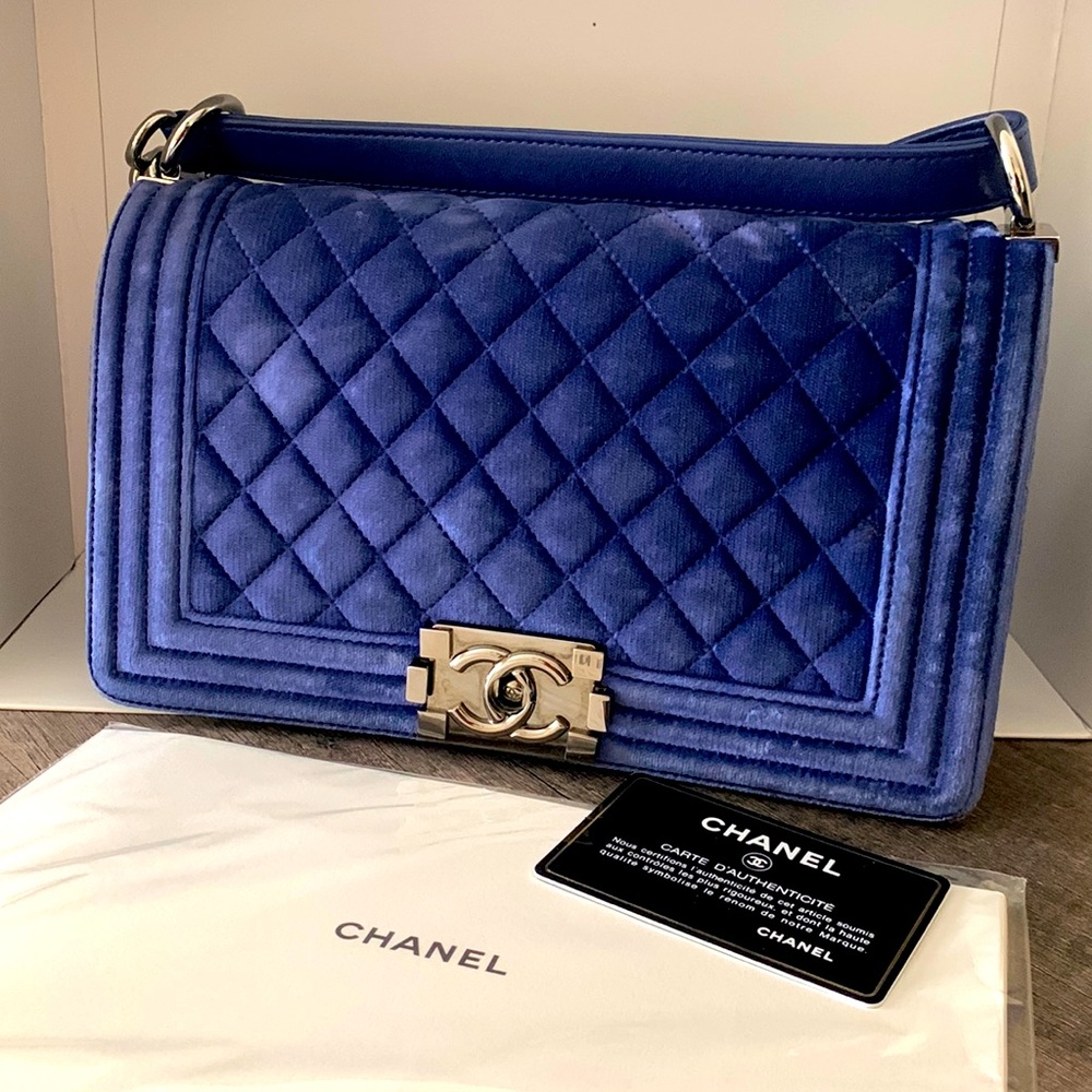 Blue Velvet Chanel medium boy flap